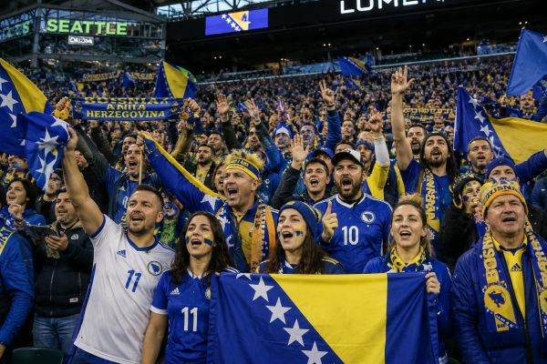 'Trebuie să plecăm cu capul sus', a spus selecţionerul Bosniei